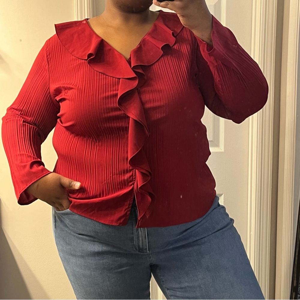 East5th Button v-neck Ruffled Pleated Blouse